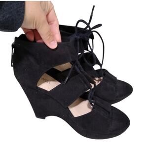 🎉[H141] Nine West Black Suede Open Toe Chinese Laundry Lace Up Wedges, Size 7